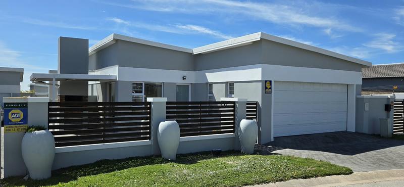 To Let 3 Bedroom Property for Rent in Salisbury Park Eastern Cape